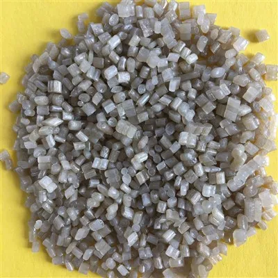 In che modo le particelle di gomma HIPS influiscono sulla brillantezza dei po...